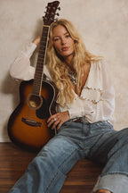 Slonovinová halenka s cvočky Alyssa