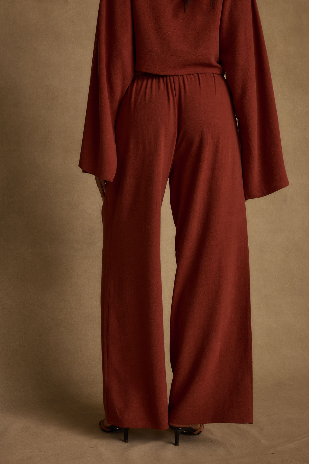 Lněné kalhoty Clear Breeze z rezavé tkaniny