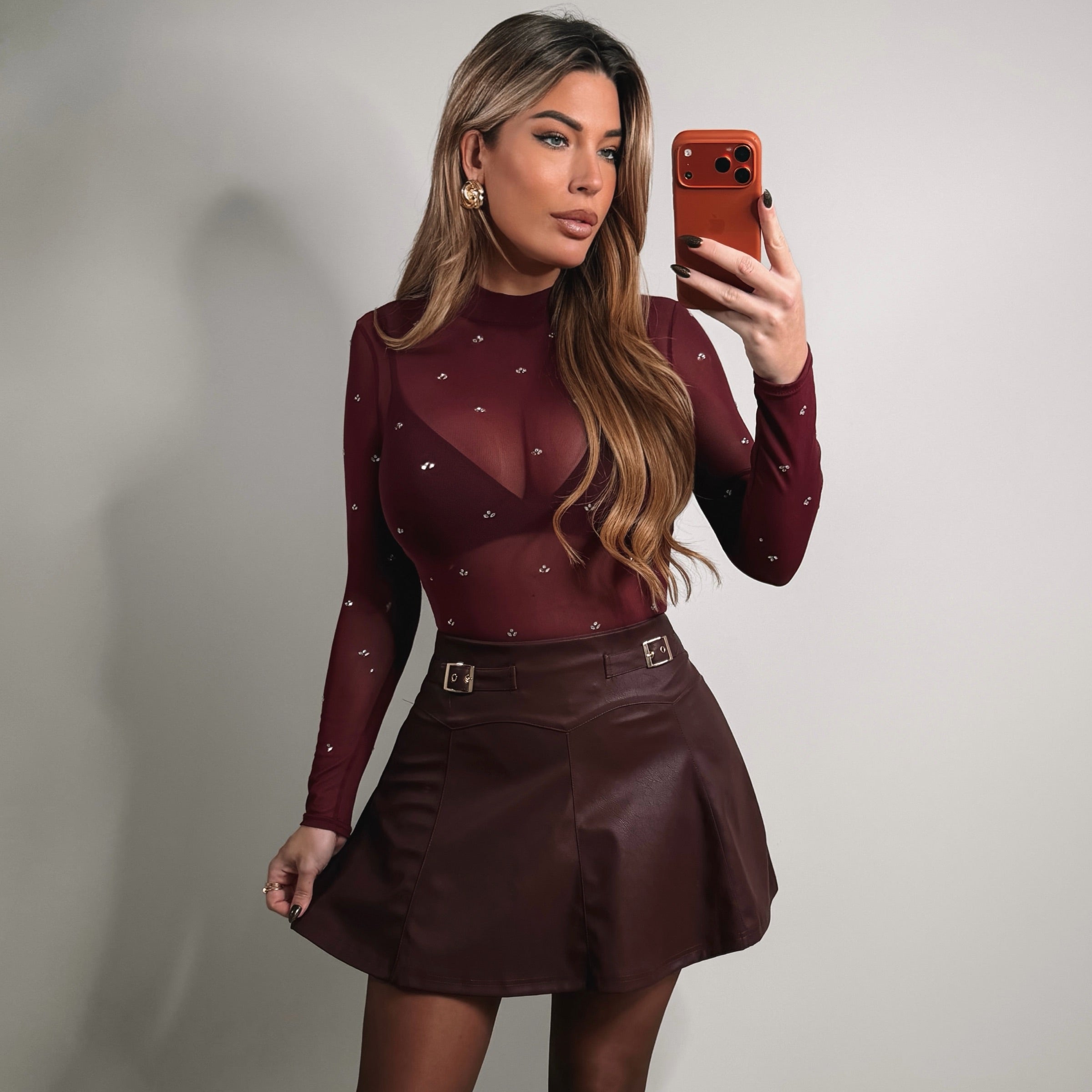 Corpo em malha com diamantes brilhantes – Bordô