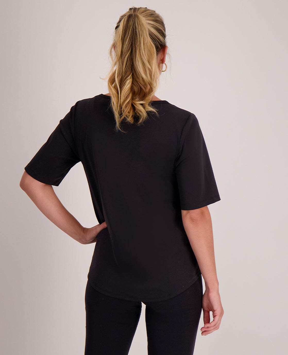 Tee Loose Travel | Zwart