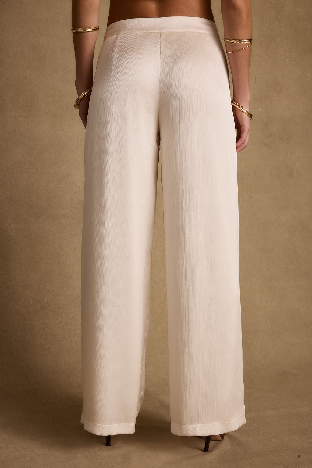 Krémové saténové kalhoty Moonlit Kiss