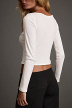 Bílý top s lodičkovým výstřihem Matti