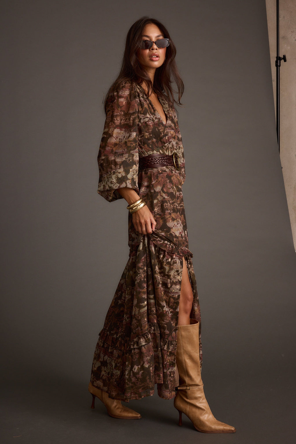 Maxi šaty Raindance s květinovým vzorem a dlouhým rukávem