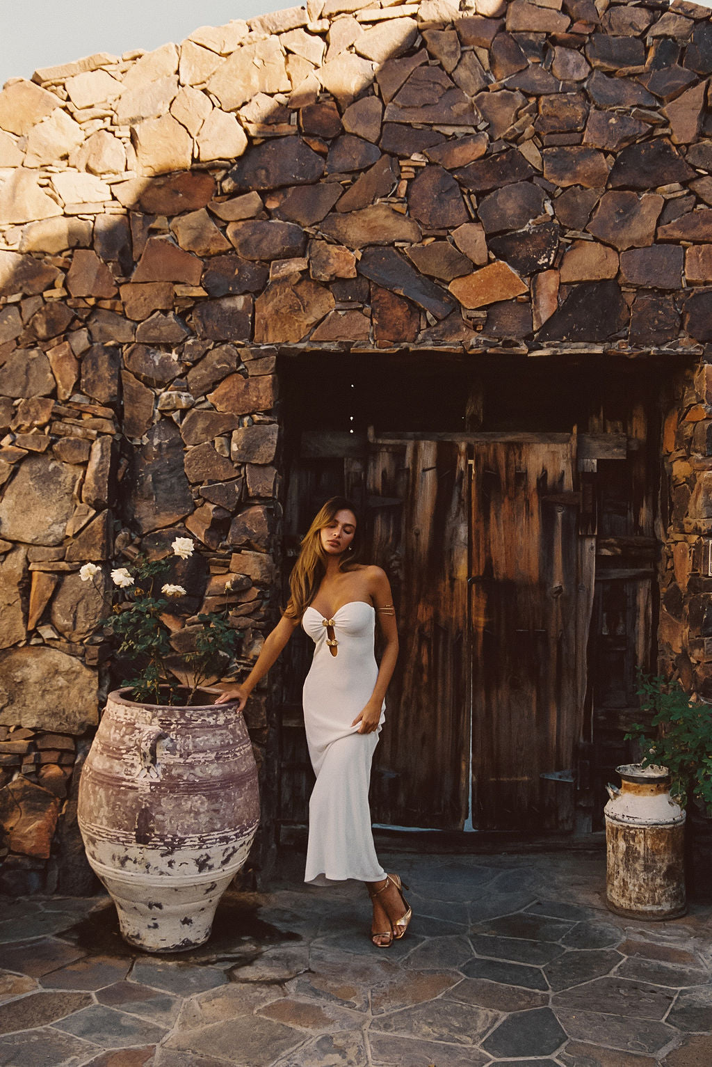 Bílé zdobené maxi šaty Rayne