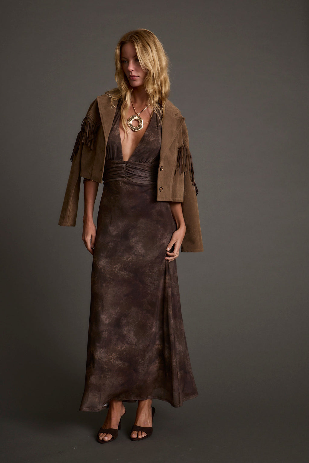 Hnědé síťované maxi šaty Rosalia