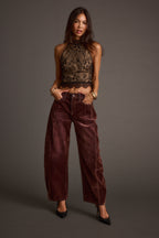 Černý krajkový top Vivette s imitací výstřihu