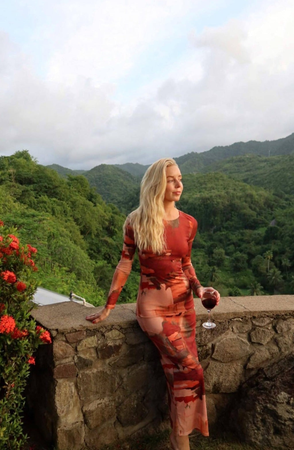 Maxi šaty Casanova s ​​potiskem a síťovinou