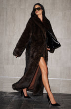 Vrbový kabát - čokoládový